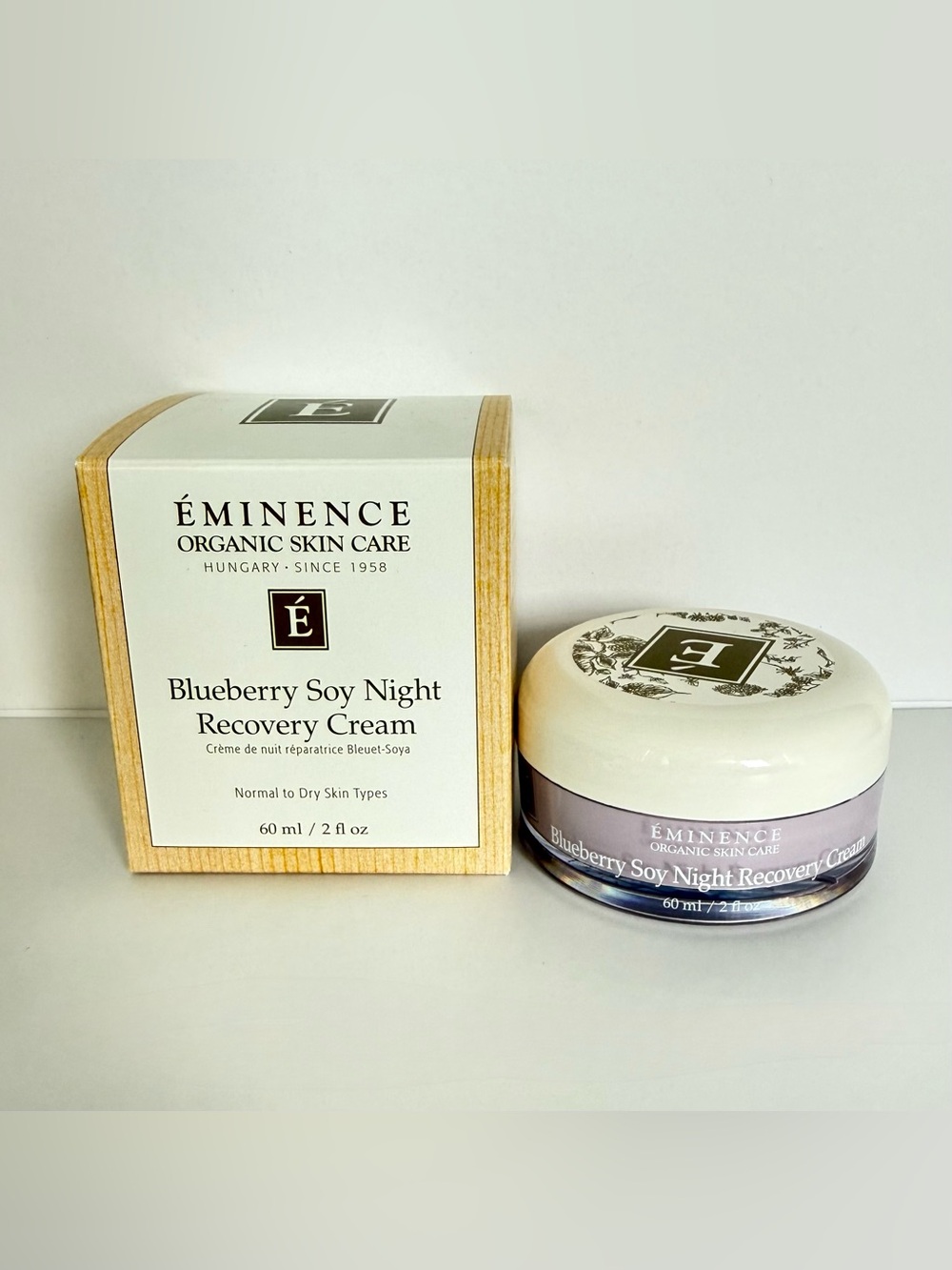 NEW!!! Eminence Blueberry Soy Night Recovery Cream Retail 72$